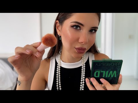Видео: АСМР МАКИЯЖ💄ОТ ПОДРУЖКИ СПЛЕТНИЦЫ 🐁 ASMR MAKEUP