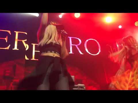 Видео: SEREBRO - Мама Люба (RED, 23.02.17)