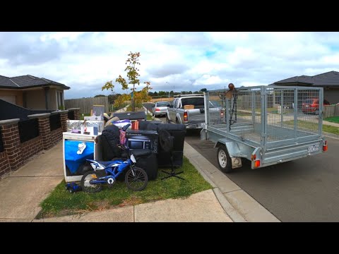 Видео: Закатываем эти штуки — уличный лом и перепродажа