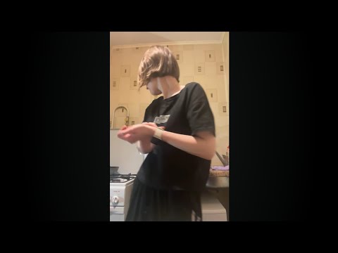 Видео: Кукинг / готовим драники и болтаем