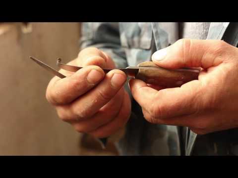 Видео: Заточка копытных ножей. Sharpening knives for hooves.