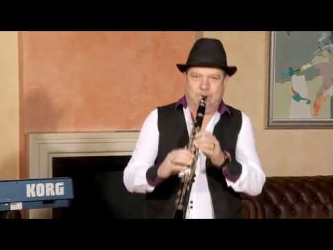 Видео: Formacia Iliev za Balgaski Folklor - Dunavska rachenica | Формация Илиев - Дунавска ръченица