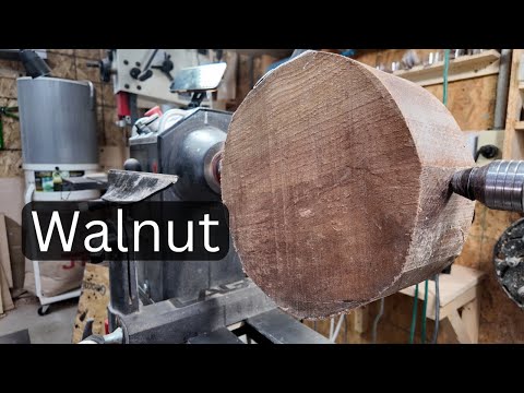 Видео: Превращаем толстый кусок грецкого ореха в чашу-сюрприз!