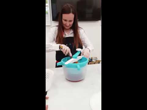 Видео: Мельница "Фантазия" Tupperware. Обзор