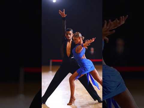 Видео: постаралась собрать почти все платья Поли🥹🩷