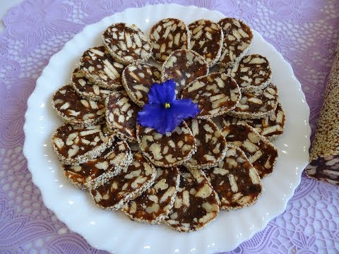 Видео: ОРЕХОВО-ФИНИКОВЫЙ ДЕСЕРТ БЕЗ ВЫПЕЧКИ