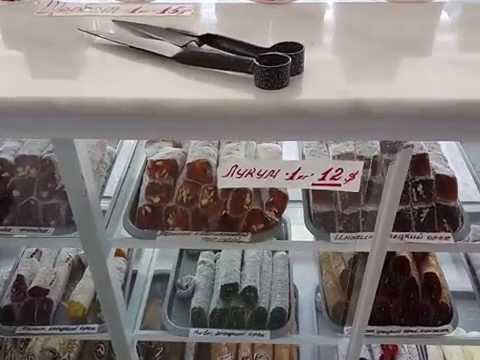 Видео: Магазин сладостей в Чамьюве, Турция