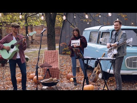 Видео: Shy & Pianoбой - Цiлуй мене (Live) by Shy