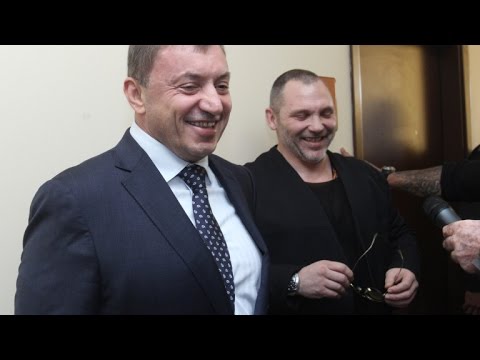 Видео: Алексей Петров и Златко Баретата в спецсъда заради мокрите поръчки