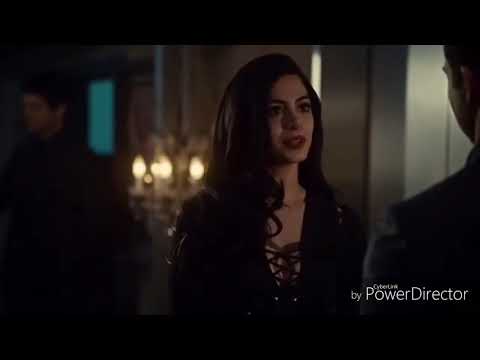 Видео: Изи и Рафаэль - правильная девочка