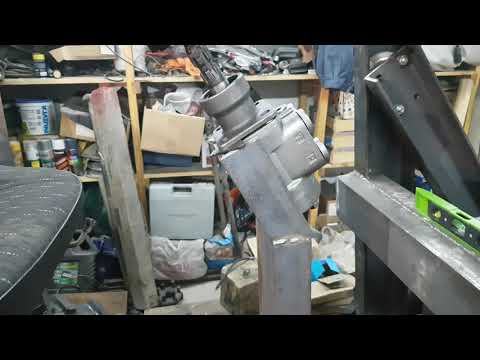 Видео: Установка рулевой колонки и насос-дозатора на минипогрузчик.