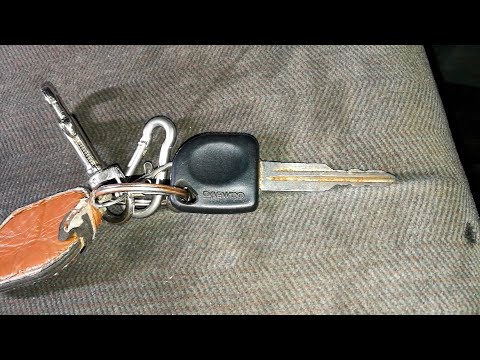 Видео: Mitsubishi Sigma двигатель работает с перебоями и глохнет. Часть 1-я.