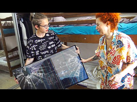 Видео: ГРИФЕР РАЗБИЛ ТЕЛЕВИЗОР ЗА 100 000 РУБЛЕЙ В РЕАЛЬНОЙ ЖИЗНИ ИЗ-ЗА МАЙНКРАФТ!