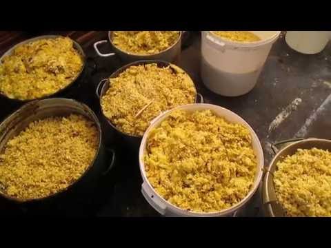 Видео: Как Отделить мед от воска? Секрет ПЕРЕРАБОТКИ забрусного воска.