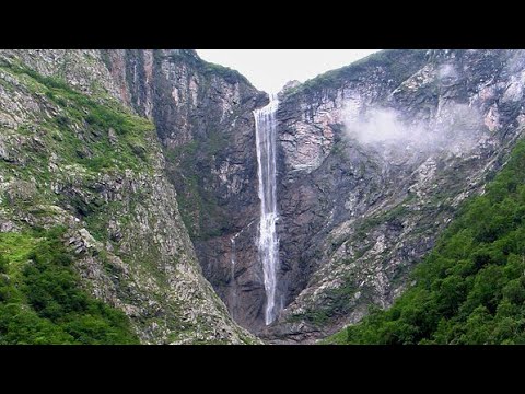 Видео: Водопад "8 Марта", и водопад "Стеклянная лента". Сюжет Новости Братск. Ледолазание 