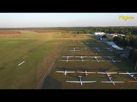 Видео: Научиться летать за 173000 рублей и зачем нужны бумажные навигационные карты. FlightTV - Выпуск 100