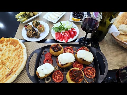 Видео: УНИКАЛЬНЫЙ РЕЦЕПТ! Картофельные лодочки с мясной начинкой — так картошку вы еще точно не готовили!