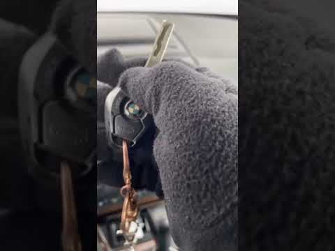 Видео: BMW X3 e83 Инициализация ключа слетел ключ#e83инициализацияключа