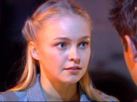 Видео: Мы с тобой два берега. Поёт Анжела Макаркина. 2016