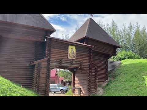 Видео: Дмитровский кремль. Прогулка внутри. Площадь Дмитрова.