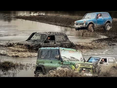 Видео: Курская ТУРБО НИВА против Белгородской ТУРБО НИВЫ В Курских болотах