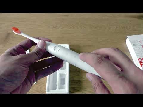 Видео: Обзор Oclean Flow. Такая зубная щетка должна быть у каждого