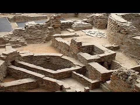 Видео: Сирмий - столица Римской империи, про которую Вы не слышали🏛 Античный город под современным