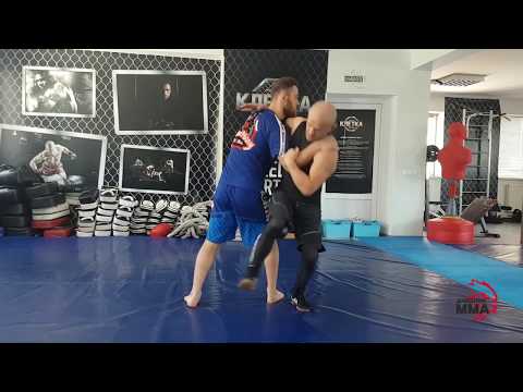 Видео: Бросок Задняя подножка.  Разбор техники / Дневник ММА