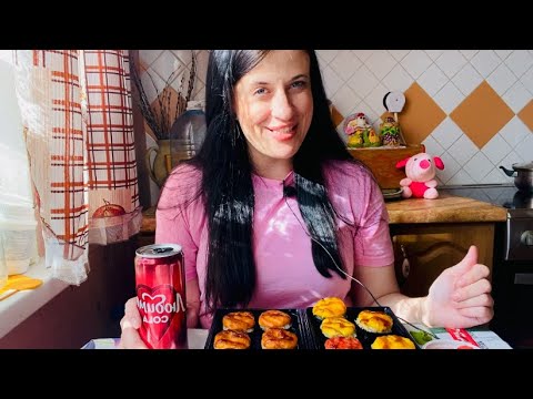 Видео: МУКБАНГ РОЛЛЫ ЗАПЕЧЕННЫЕ С КРАБОМ, КУРИЦЕЙ, ЛОСОСЕМ И УГРЕМ #asmr #breakfast #food #mukbang #eating