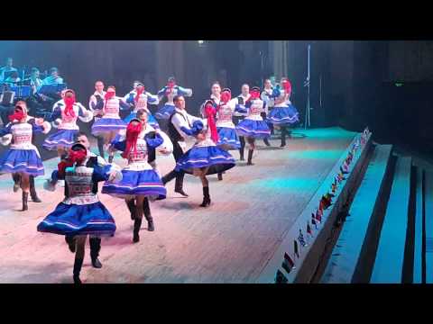 Видео: Хор имени Г. Верьовки - Венгерский народный танец "Чардаш"