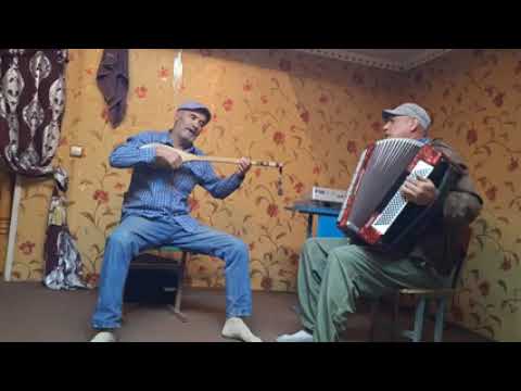 Видео: Исмати Рози шабе бо дустон.