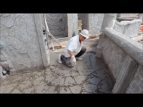 Видео: дорожка  из  арт  бетона   вырезанная  под  декоративный  камень.