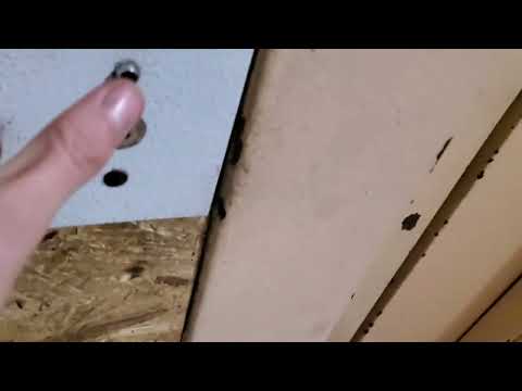 Видео: лифты МЛЗ гп 400 кг (5й Заречный 69 подъезд 1, Кривой Рог)
