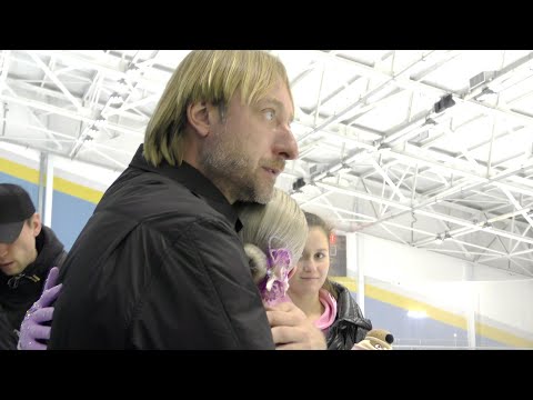 Видео: "Справилась!" Евгений Плющенко аплодирует Елене Костылевой. Произвольная программа с 4 ультра-си!