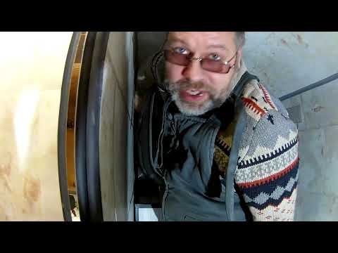 Видео: Автодом из ПАЗика часть 13. Облицовка ванны, шкафчик под обувь, перебираемся в переднюю часть