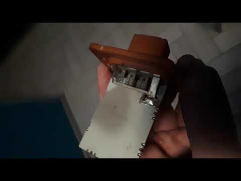 Видео: Не работает печка на 1-3 скоростях Kia Ceed JD