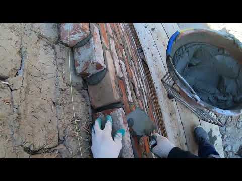 Видео: Кладка б/у кирпича.за 11 минут ..... (Лень  считать🙂)