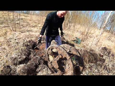 Видео: ОГРОМНАЯ НАХОДКА В БОЛОТЕ! СБРОС МЕТАЛЛА НАЙДЕН! ВЫТАСКИВАТЬ ТЯЖЕЛО!