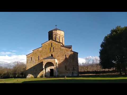 Видео: На зиму в Абхазию, день 59. Моквский храм, горячие источники