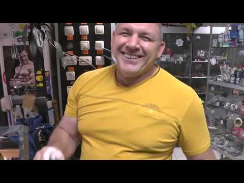 Видео: Саша Кириллов замеряет силу кистей на WH C100