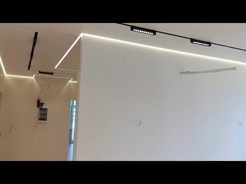 Видео: Поклейка обоев Andrea Rossi с эффектом покрашенных стен