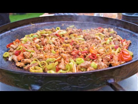 Видео: ТУРЕЦКАЯ КУХНЯ МЯСО с ОВОЩАМИ на САДЖЕ SAÇ KAVURMA Nasıl Yapılır