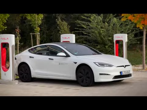 Видео: Удивительная Tesla Model S Plaid: Быстрота и Инновации