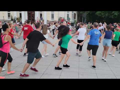 Видео: Чукуровско хоро, Шопска фолклорна област, размер 7/8
