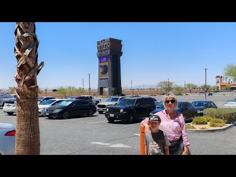 Видео: Outlet's at Barstow, shopping Mall in California. Шоппинг-аутлет в Барстоу. Обзор, цены, ассортимент