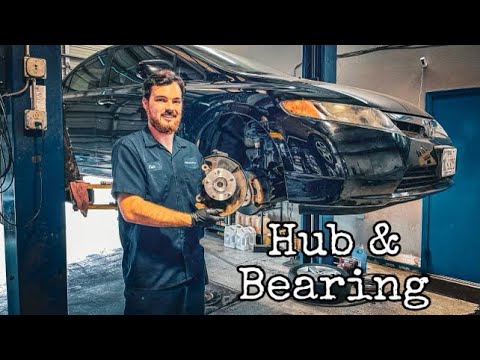 Видео: Как заменить передние ступичные подшипники на Honda Civic 2008 года