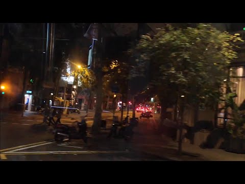 Видео: Ночные улицы Барселоны из окна автобуса 