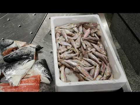 Видео: Рынок в городе Пула. Рыбный рынок Пула. Ужин.
