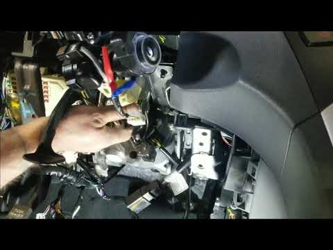 Видео: Hyundai как заменить рулевую муфту. Стуки и щелчки в рулевом колесе