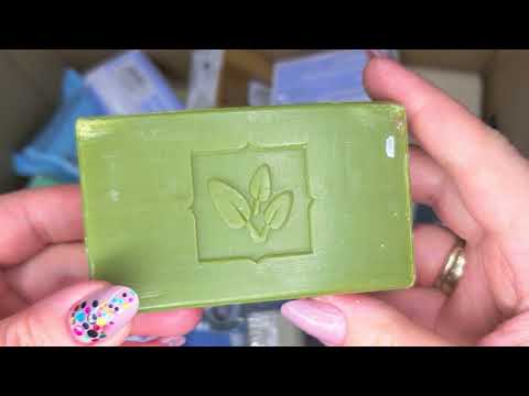 Видео: огромная распаковка мыла из 4х частей 🙆🏼‍♀️🧘🧼(3)